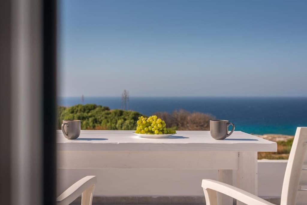 Alkyoni Parasporos Holiday home *