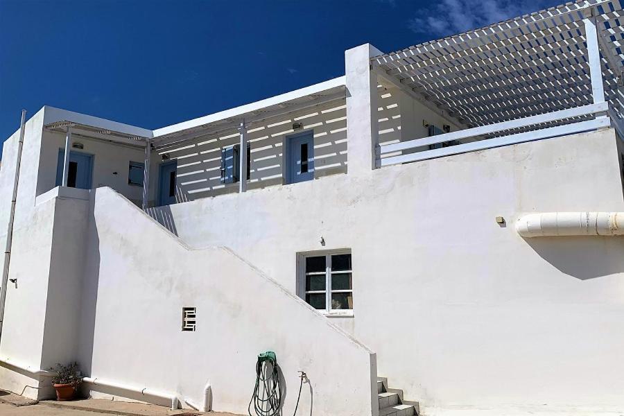 Alkyoni Parasporos Holiday home *
