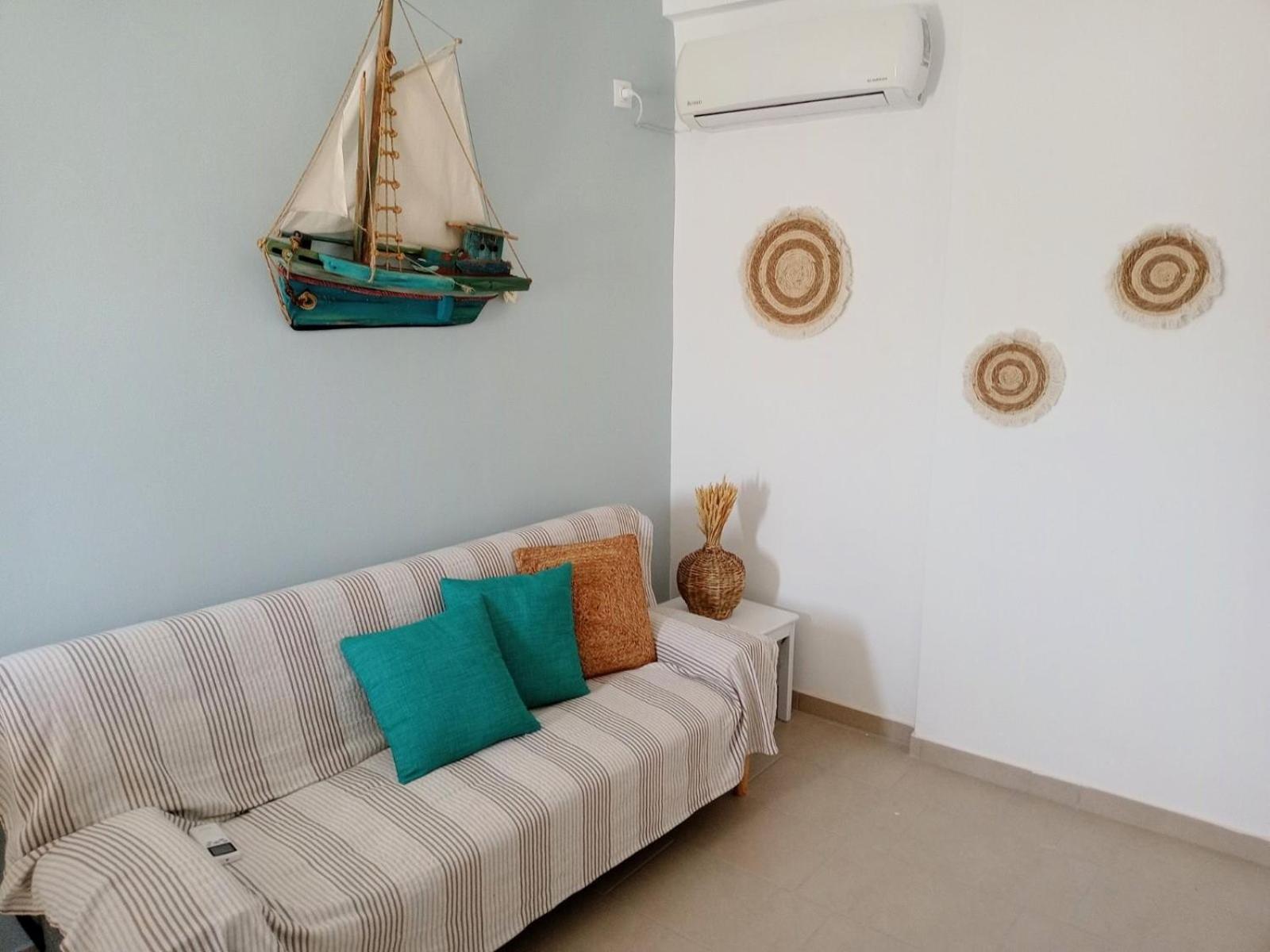 Alkyoni Parasporos Holiday home